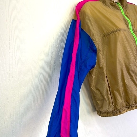 Fabletics - Bright Color Block Payton Woven Light Weight Windbreaker Size Large - Picture 5 of 12